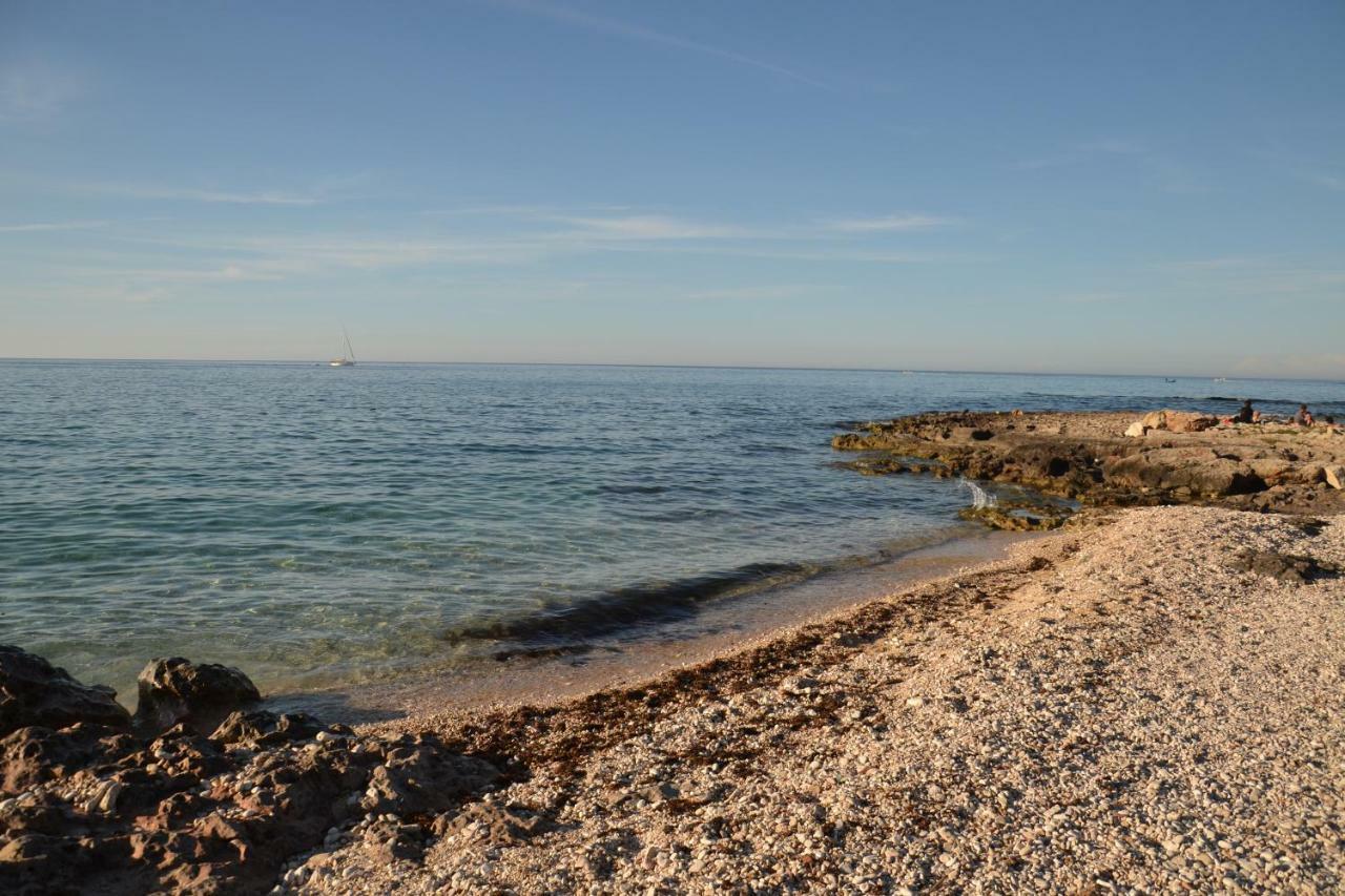 Porto Nuovo Holiday Home 莫诺波利 外观 照片