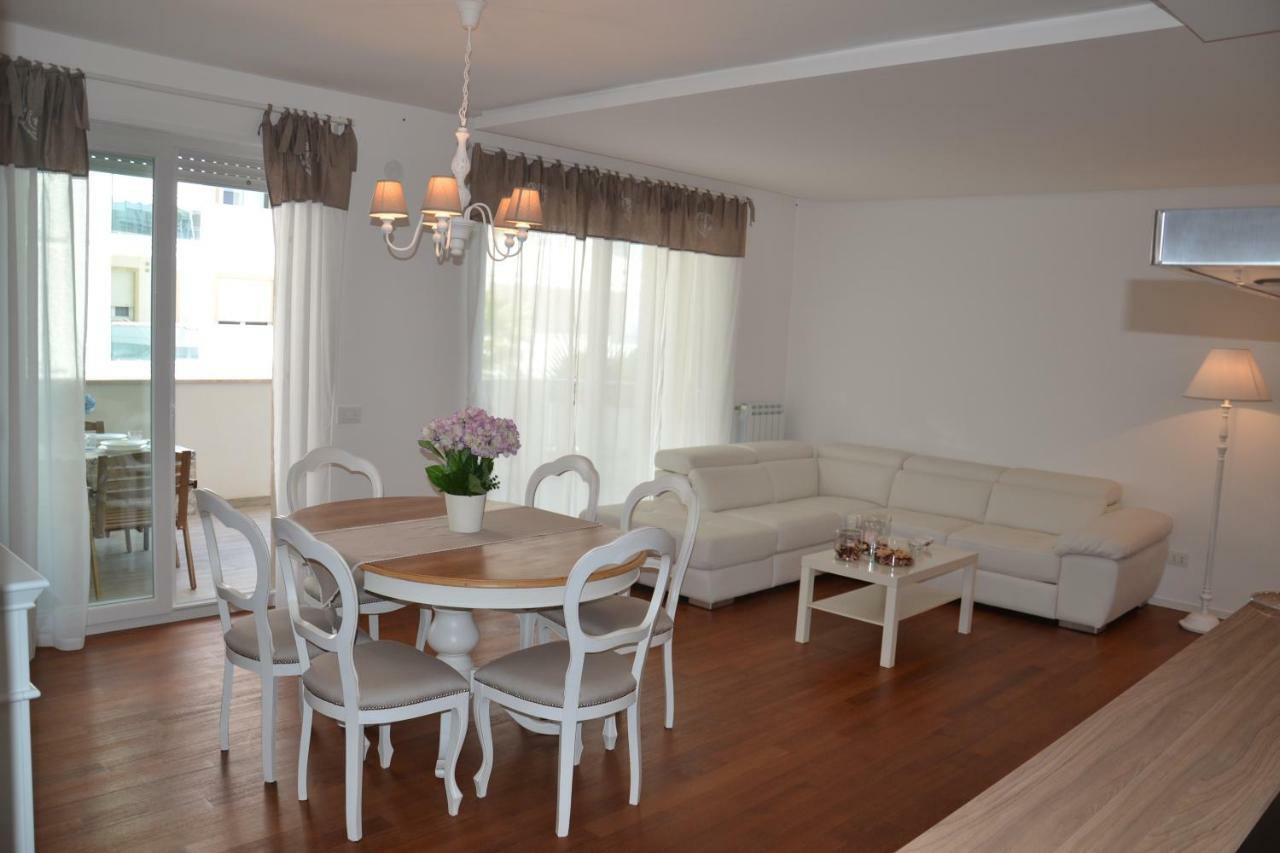 Porto Nuovo Holiday Home 莫诺波利 外观 照片